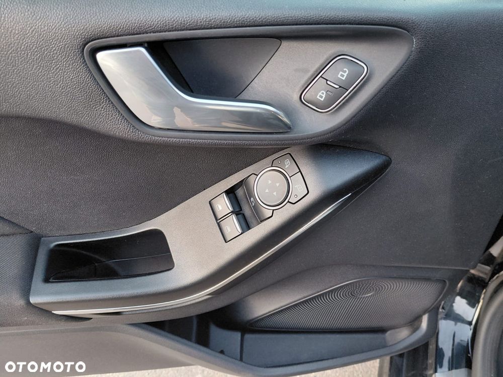 Ford Fiesta 1.0 EcoBoost S&S ST-LINE - 11