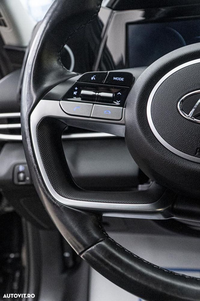 Hyundai Elantra 1.6 l 123 CP CVT Exclusive - 15