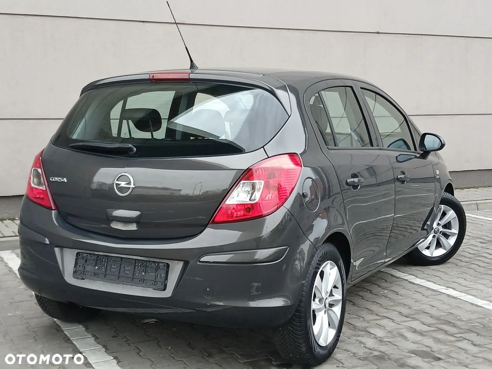 Opel Corsa 1.4 16V Color Elegance - 11
