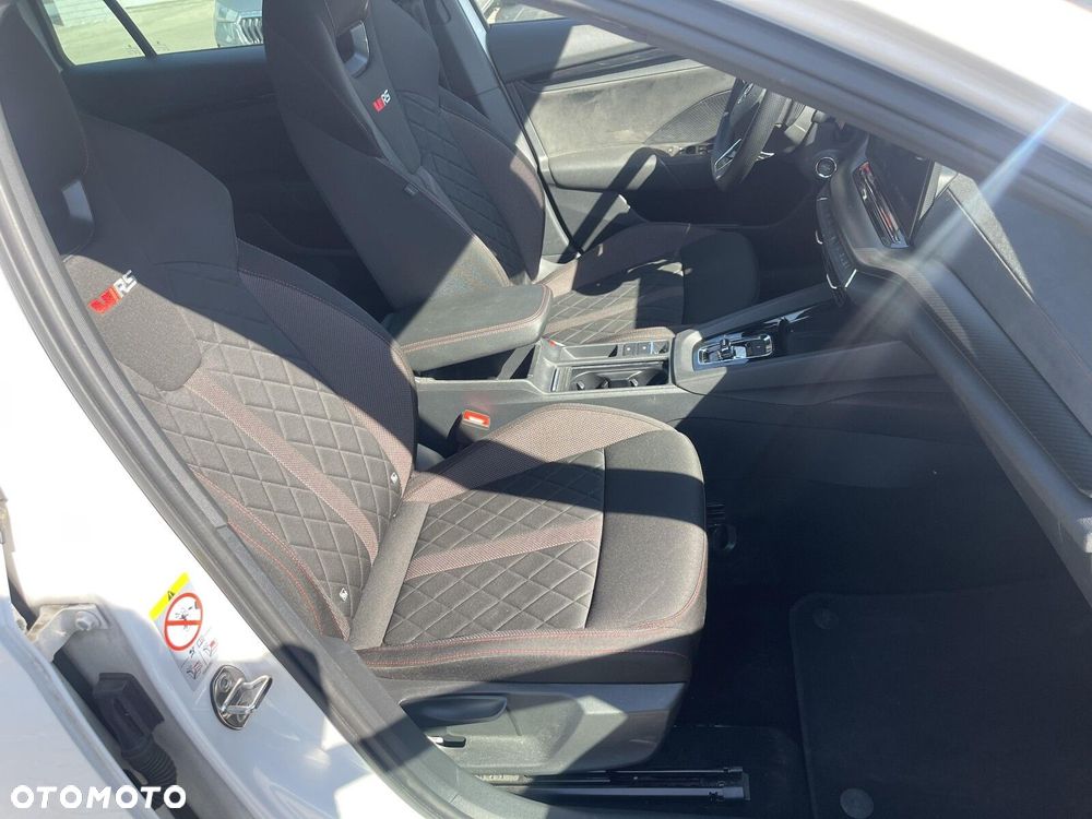 Skoda Octavia 2.0 TDI RS DSG - 22