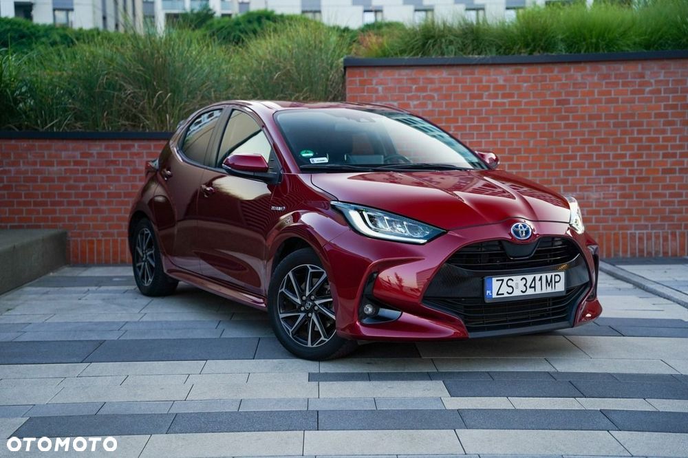 Toyota Yaris Hybrid 1.5 Premiere Edition - 4