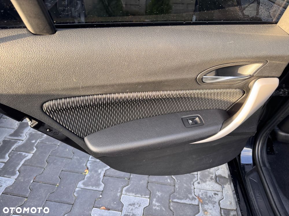 BMW Seria 1 114i Sport Line - 23