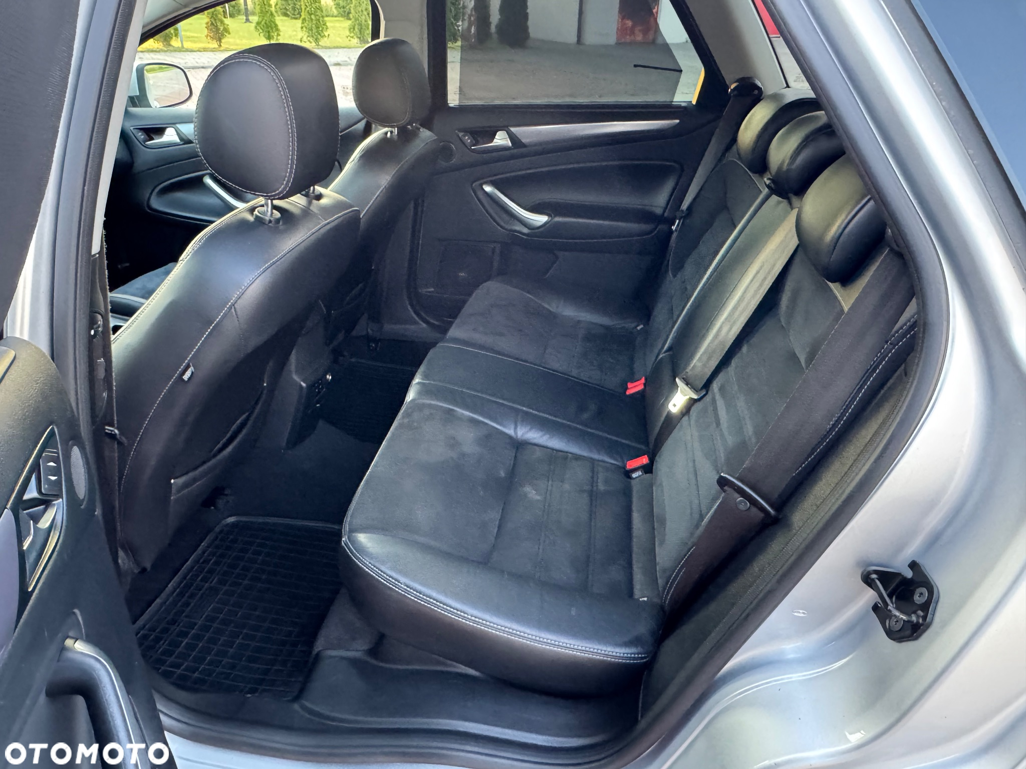 Ford Mondeo 2.0 Titanium X - 16