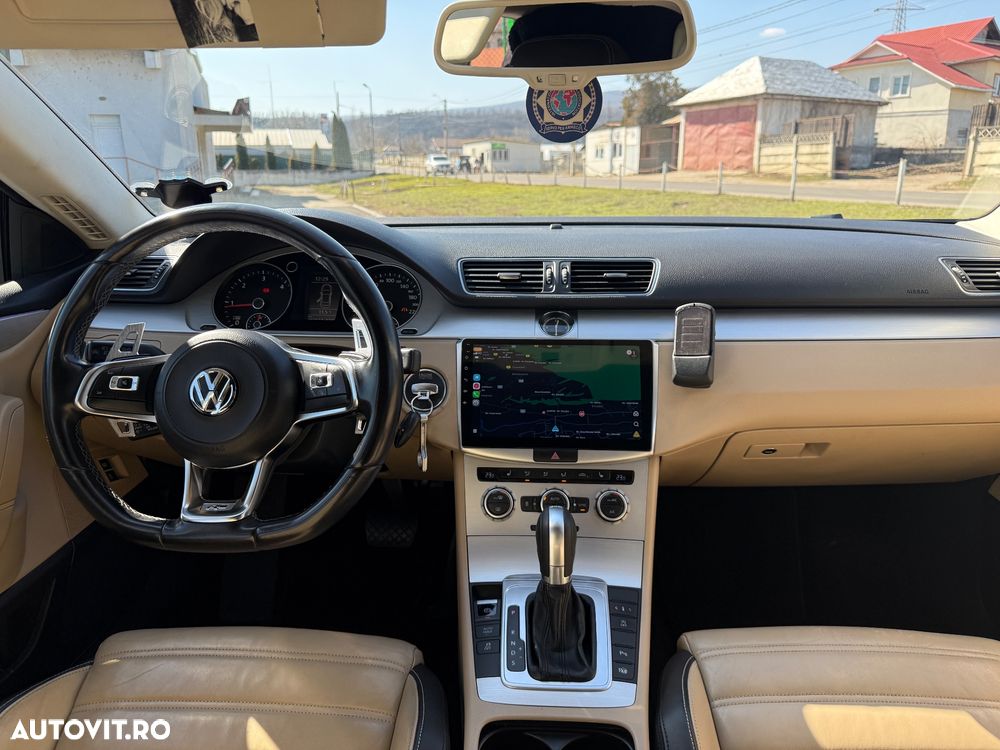 Volkswagen Passat CC - 11