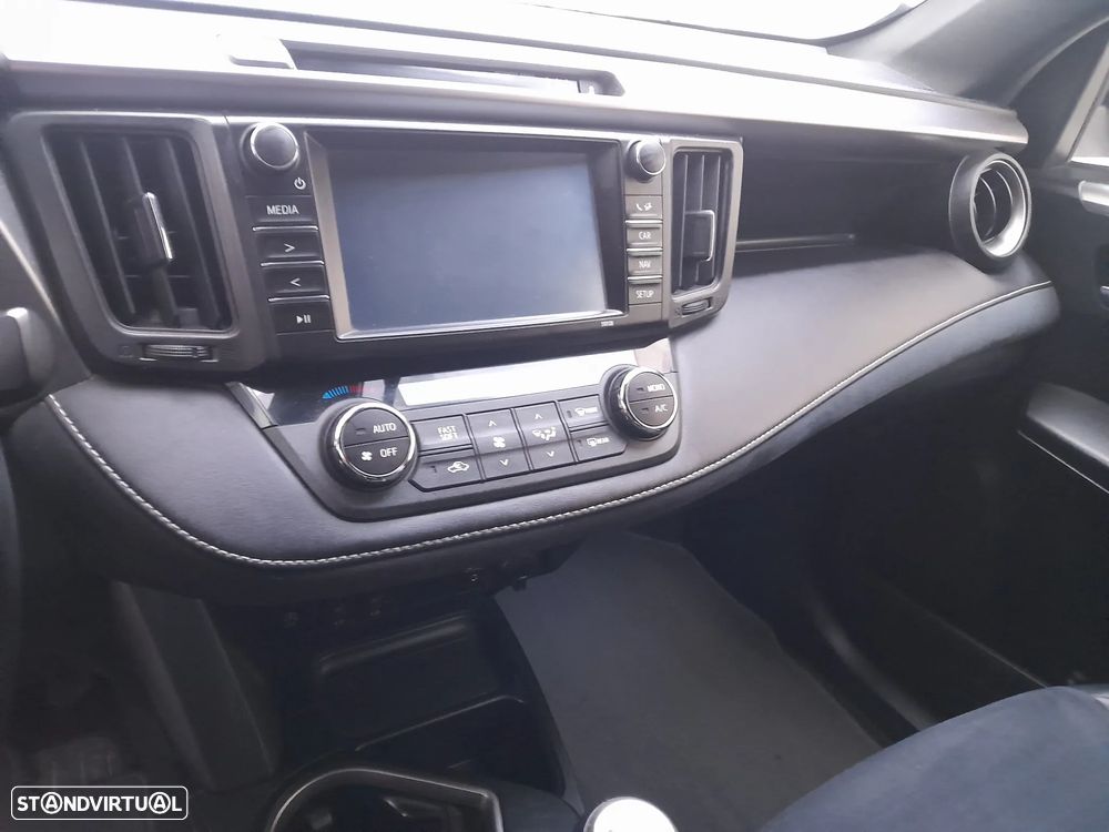 Toyota RAV4 2.0 D-4D Comfort+P.Sport - 10