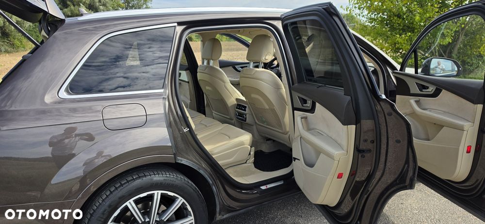 Audi Q7 - 6