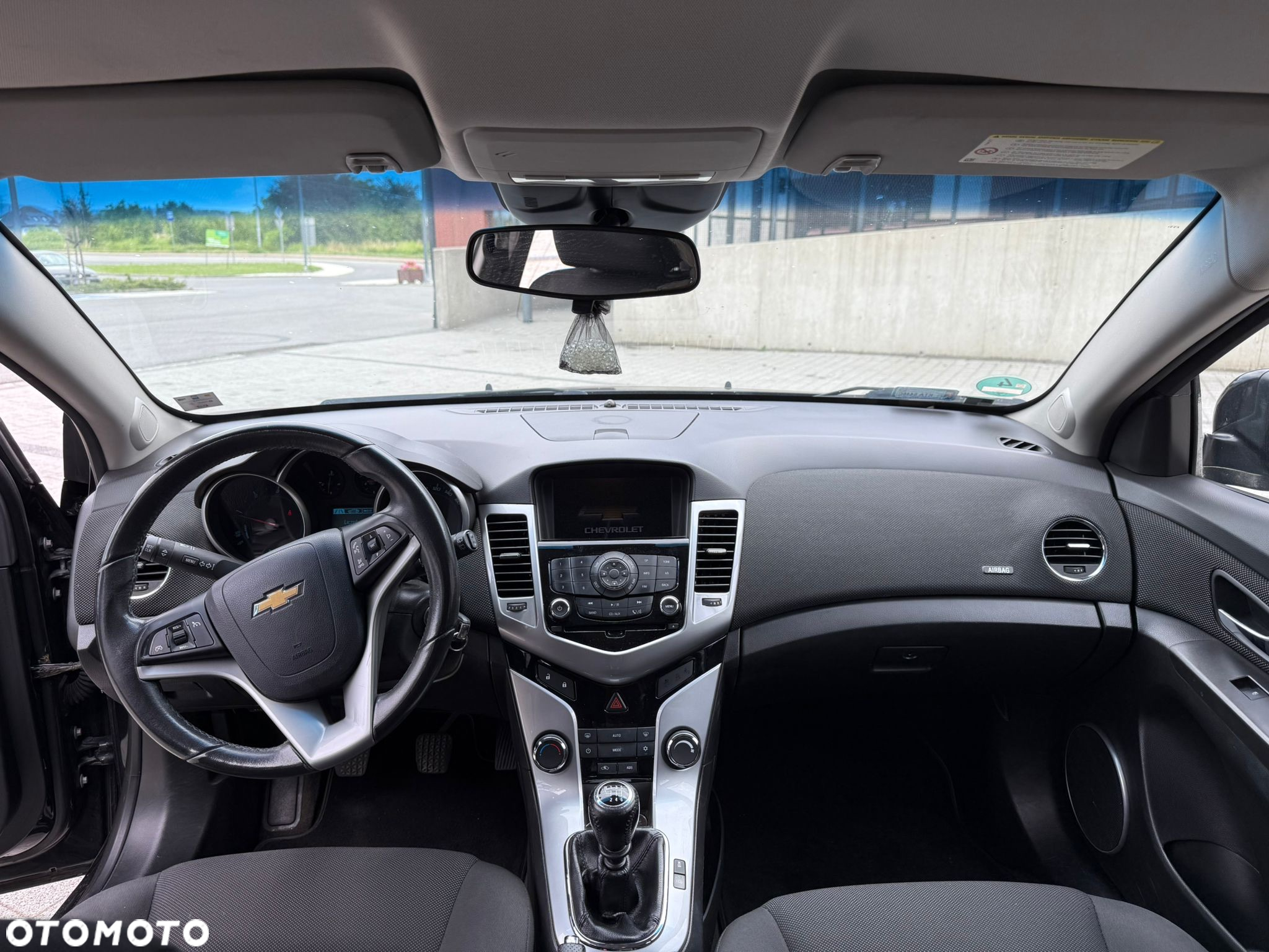 Chevrolet Cruze - 11