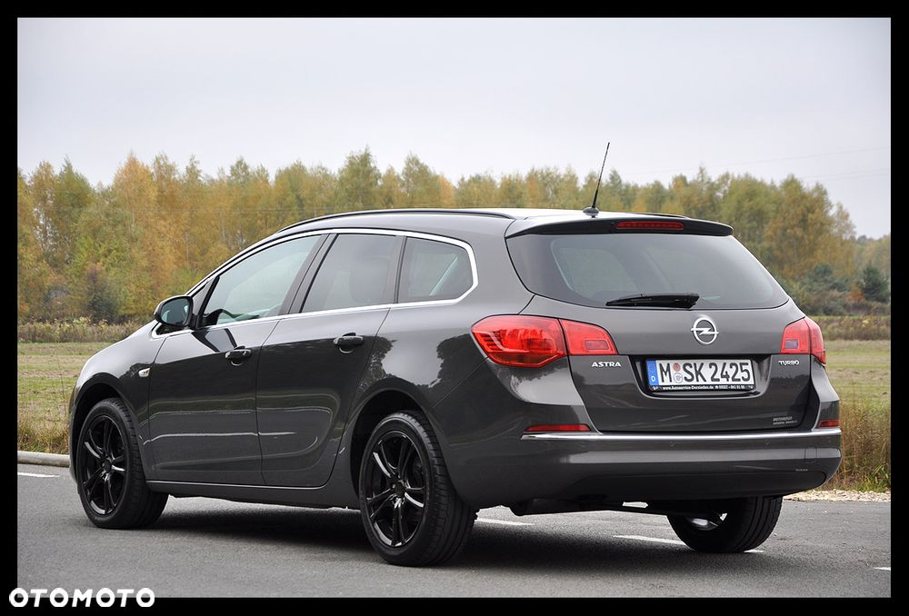 Opel Astra 1.4 Turbo Color Edition - 16