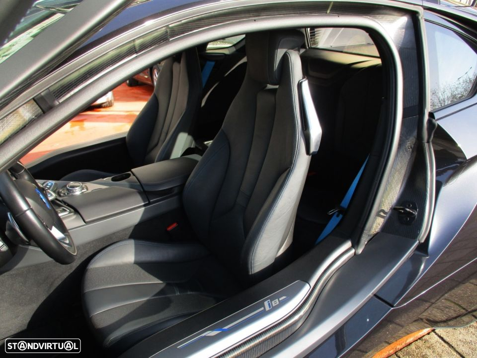 BMW i8 Standard - 17