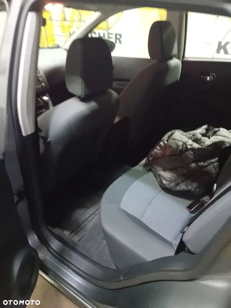 Nissan Qashqai 1.6 Visia - 36