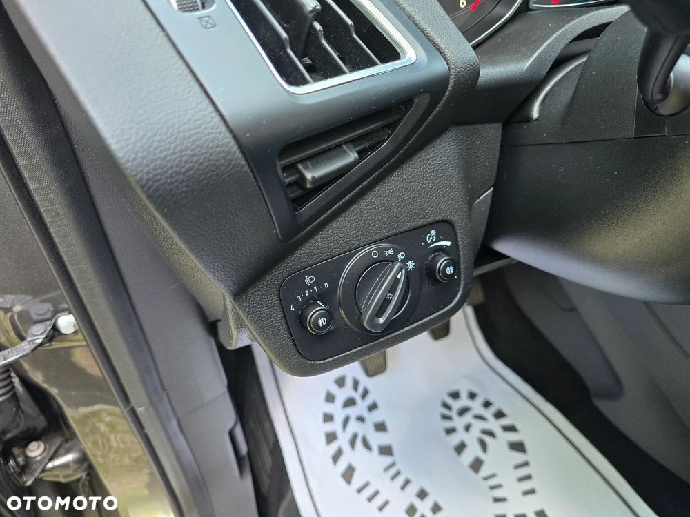 Ford Kuga 2.0 TDCi 4WD Titanium - 37