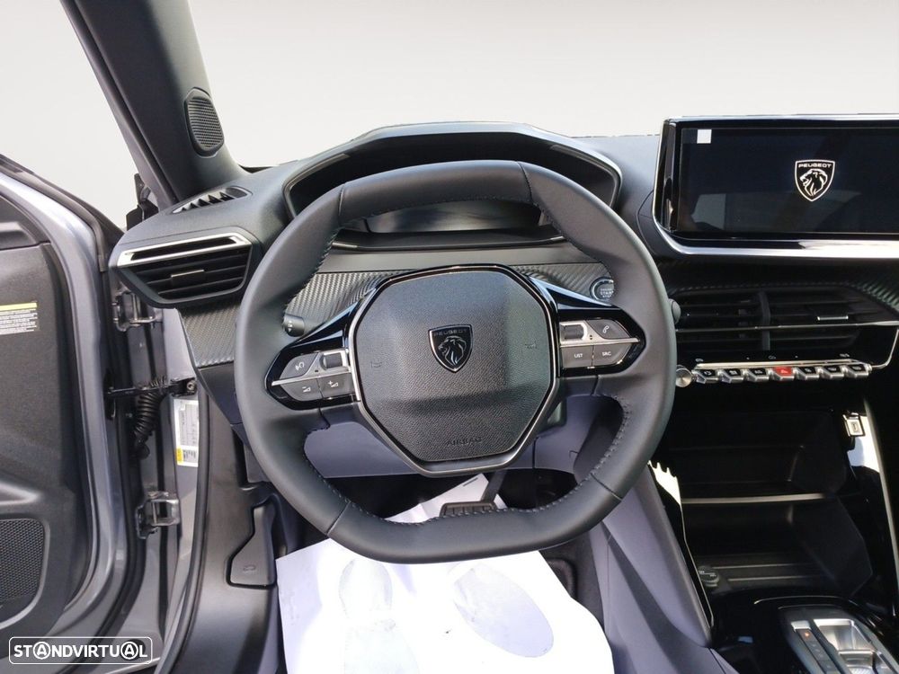 Peugeot e-2008 54 kWh Allure - 11