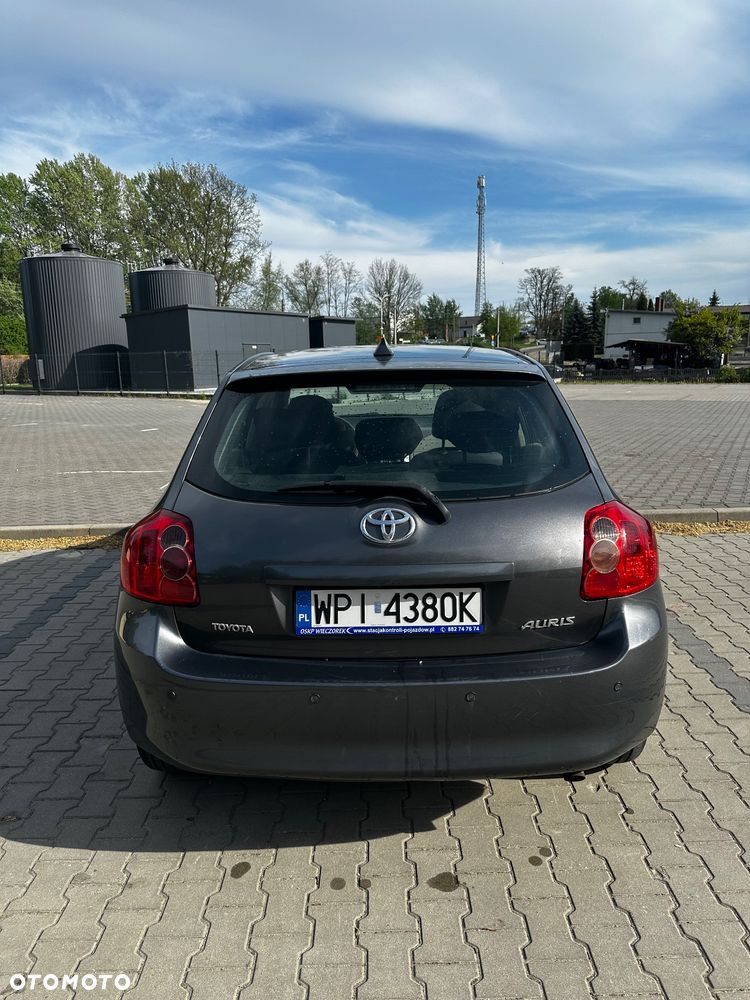 Toyota Auris 2.0 D-4D Sol - 5