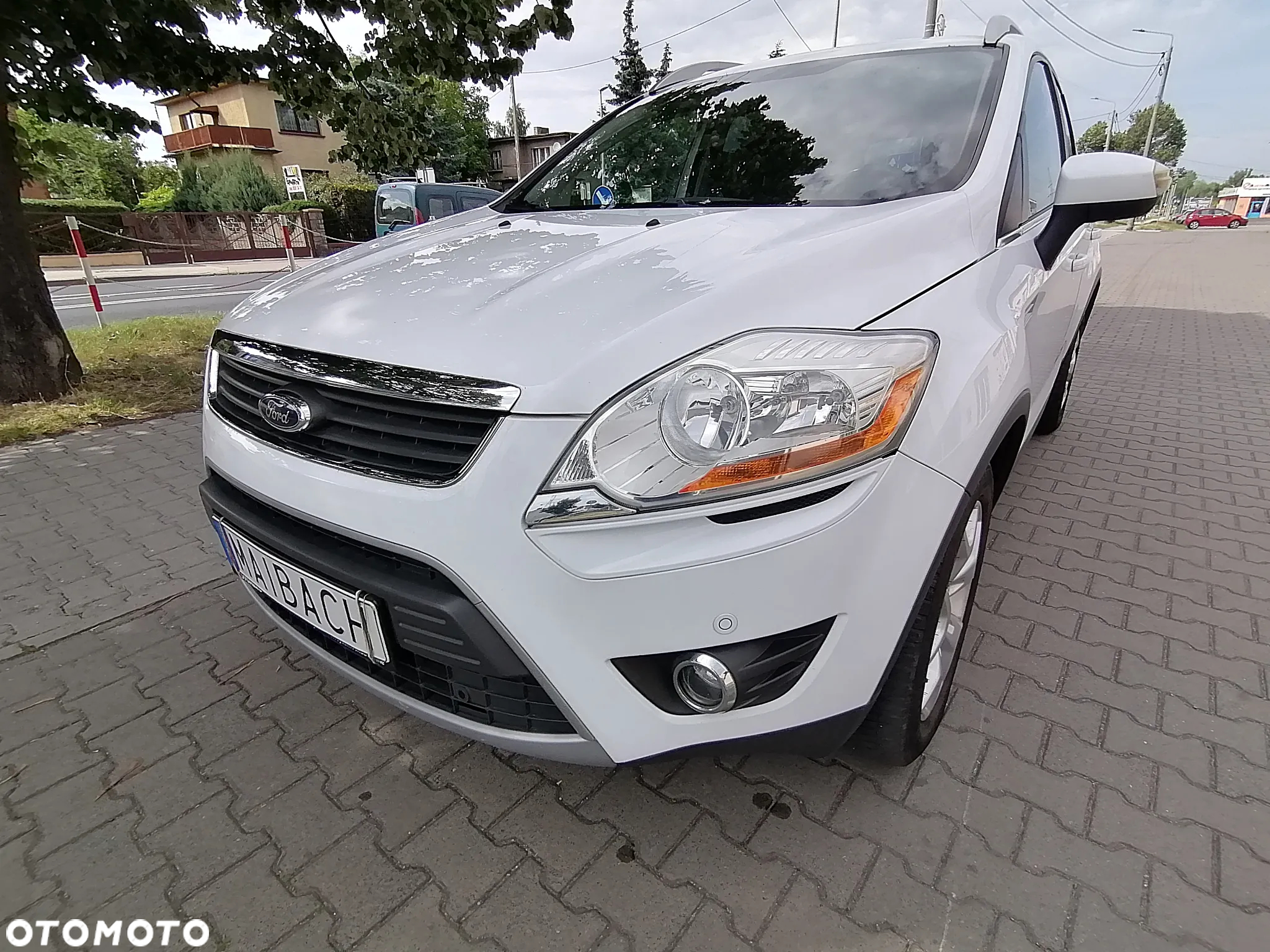 Ford Kuga 2.0 TDCi Titanium - 4