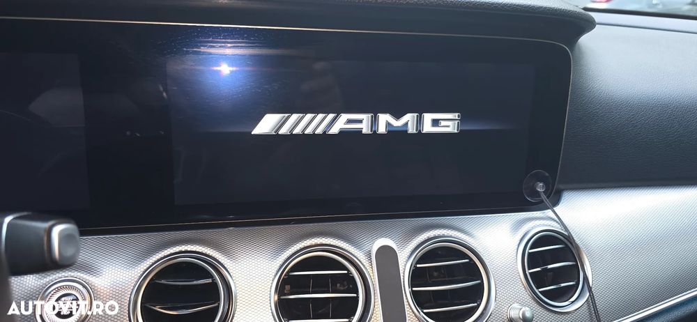 Mercedes-Benz E 220 d 4Matic 9G-TRONIC AMG Line - 25