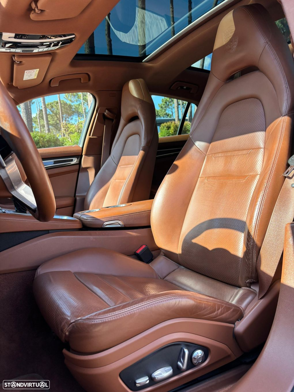 Porsche Panamera 4 E-Hybrid - 14