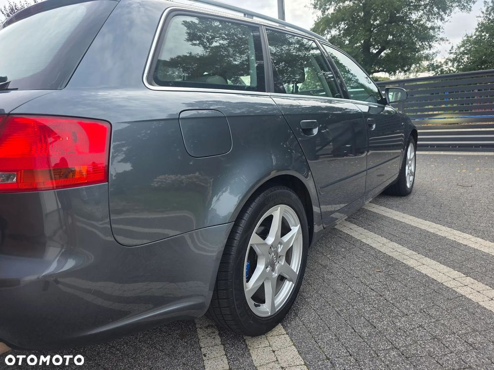 Audi A4 Avant 1.8T Quattro - 30