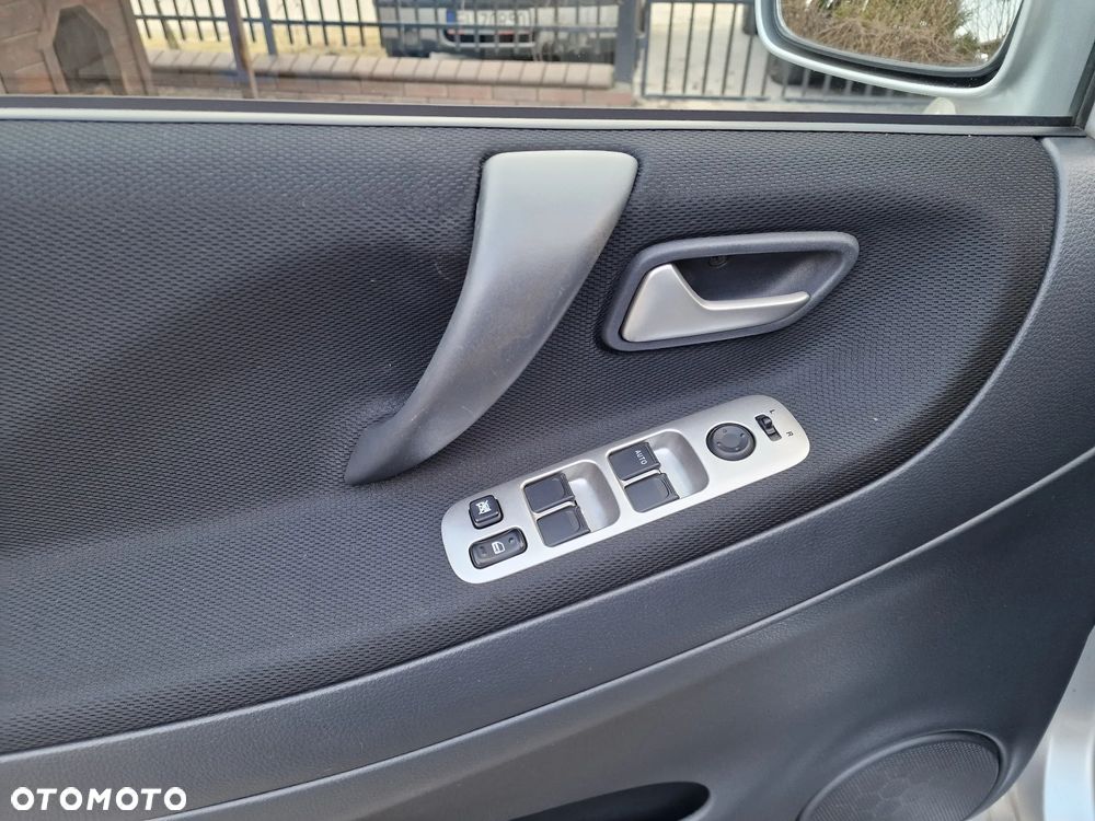 Suzuki Liana Kombi 1.6 Comfort - 21