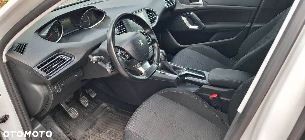 Peugeot 308 1.6 HDi Active - 13