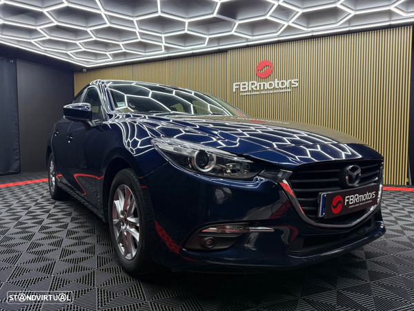 Mazda 3 1.5 Sky-D Excellence Navi