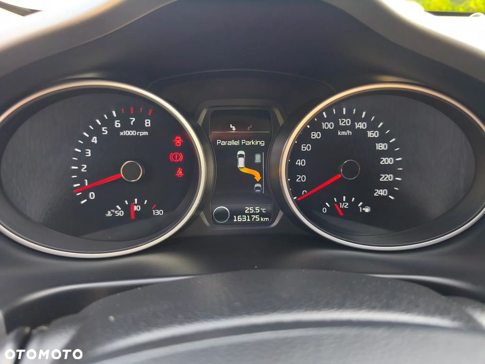 Kia Sportage 1.6 GDI 2WD Dream-Team Edition - 24