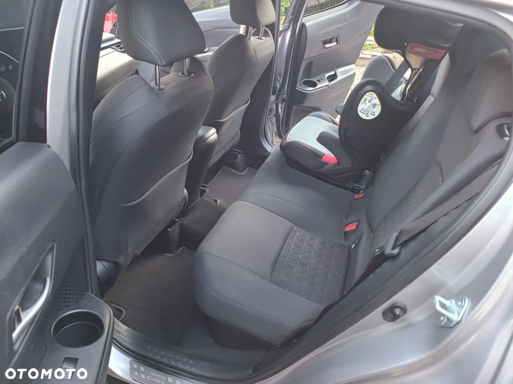 Toyota C-HR - 29