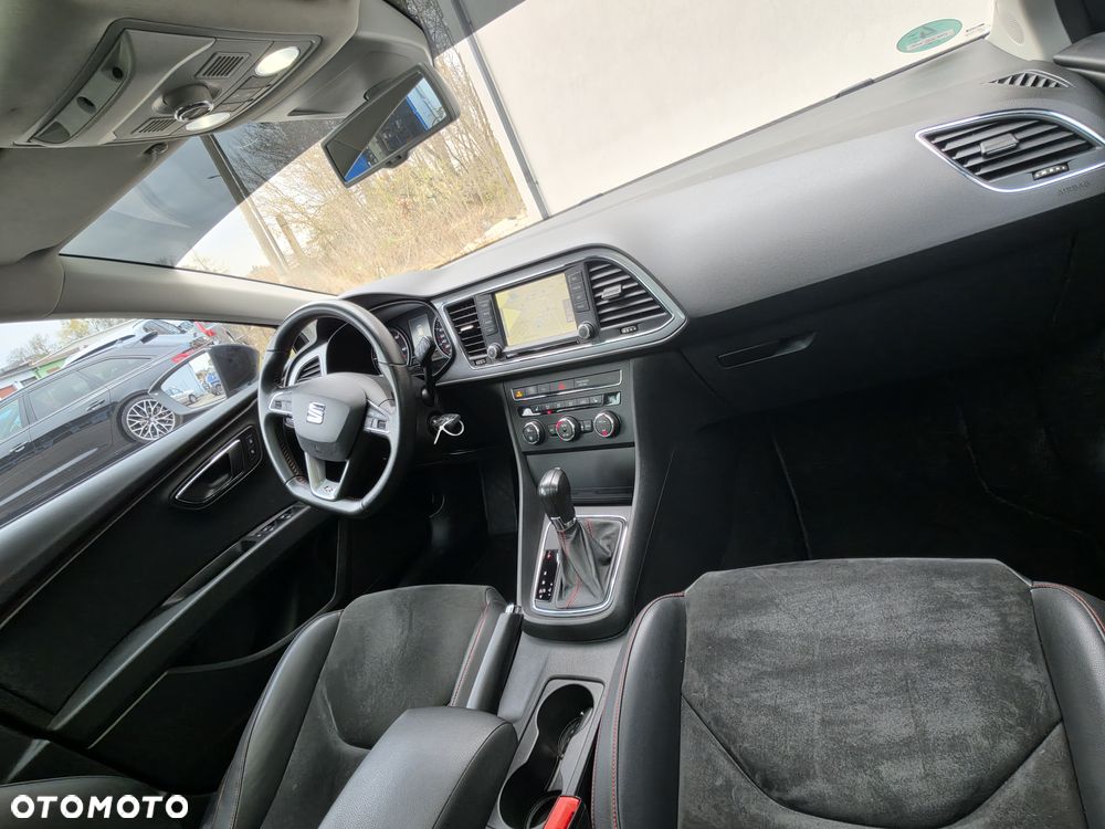 Seat Leon 2.0 TDI DPF Start&Stop DSG FR - 23