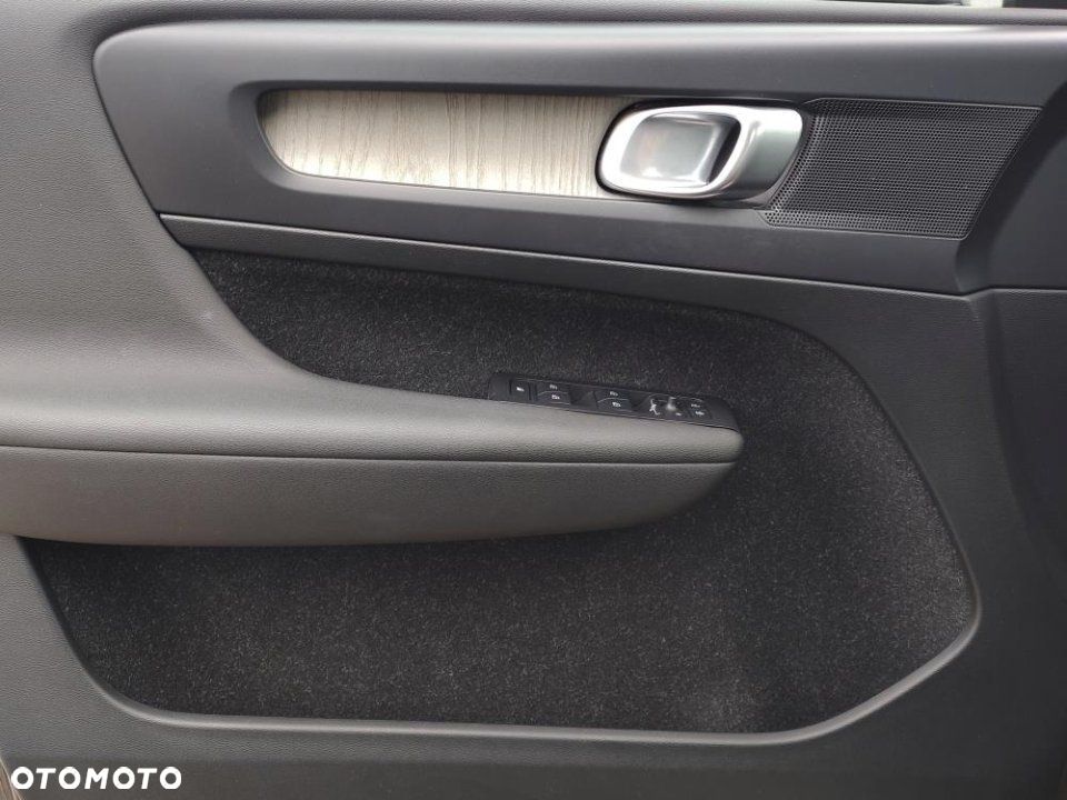 Volvo XC 40 - 19