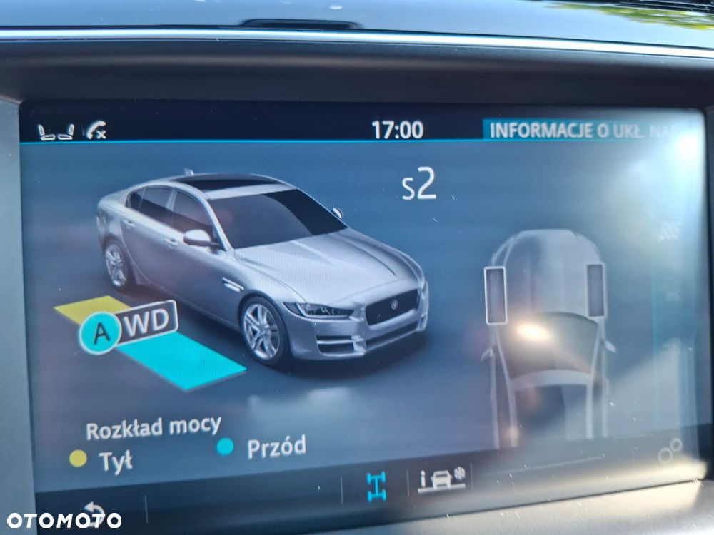 Jaguar XE 2.0 D AWD R-Sport - 14