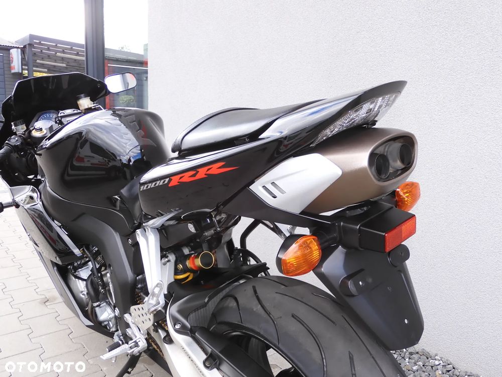 Honda CBR - 27