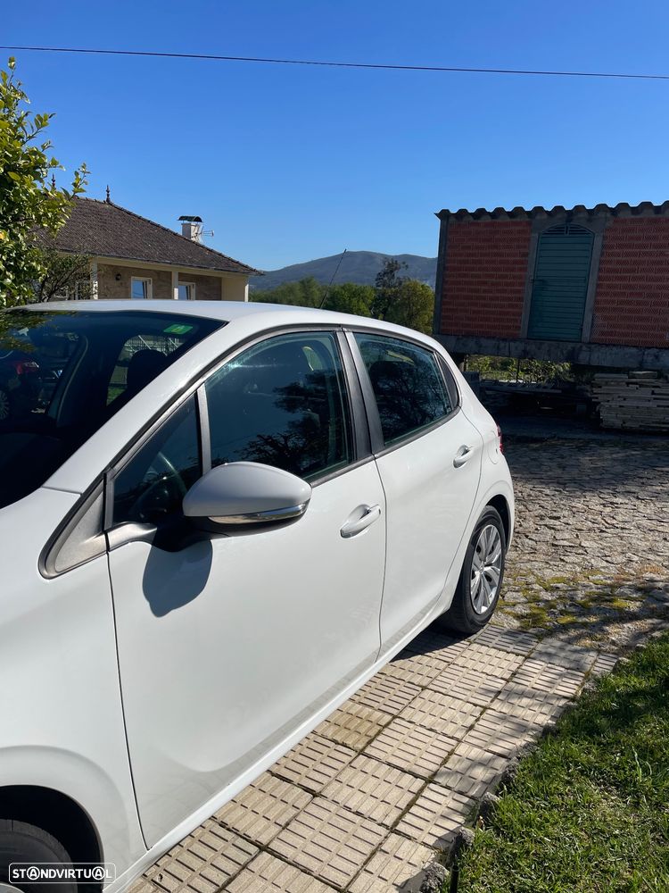 Peugeot 208 1.2 VTi Allure - 10