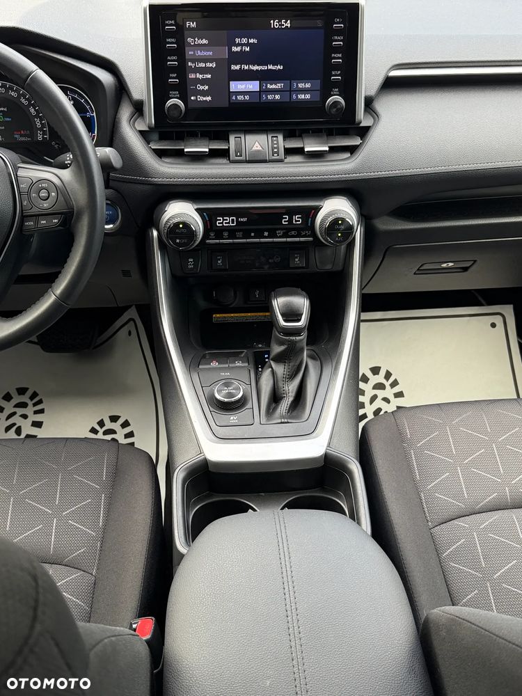 Toyota RAV4 - 12