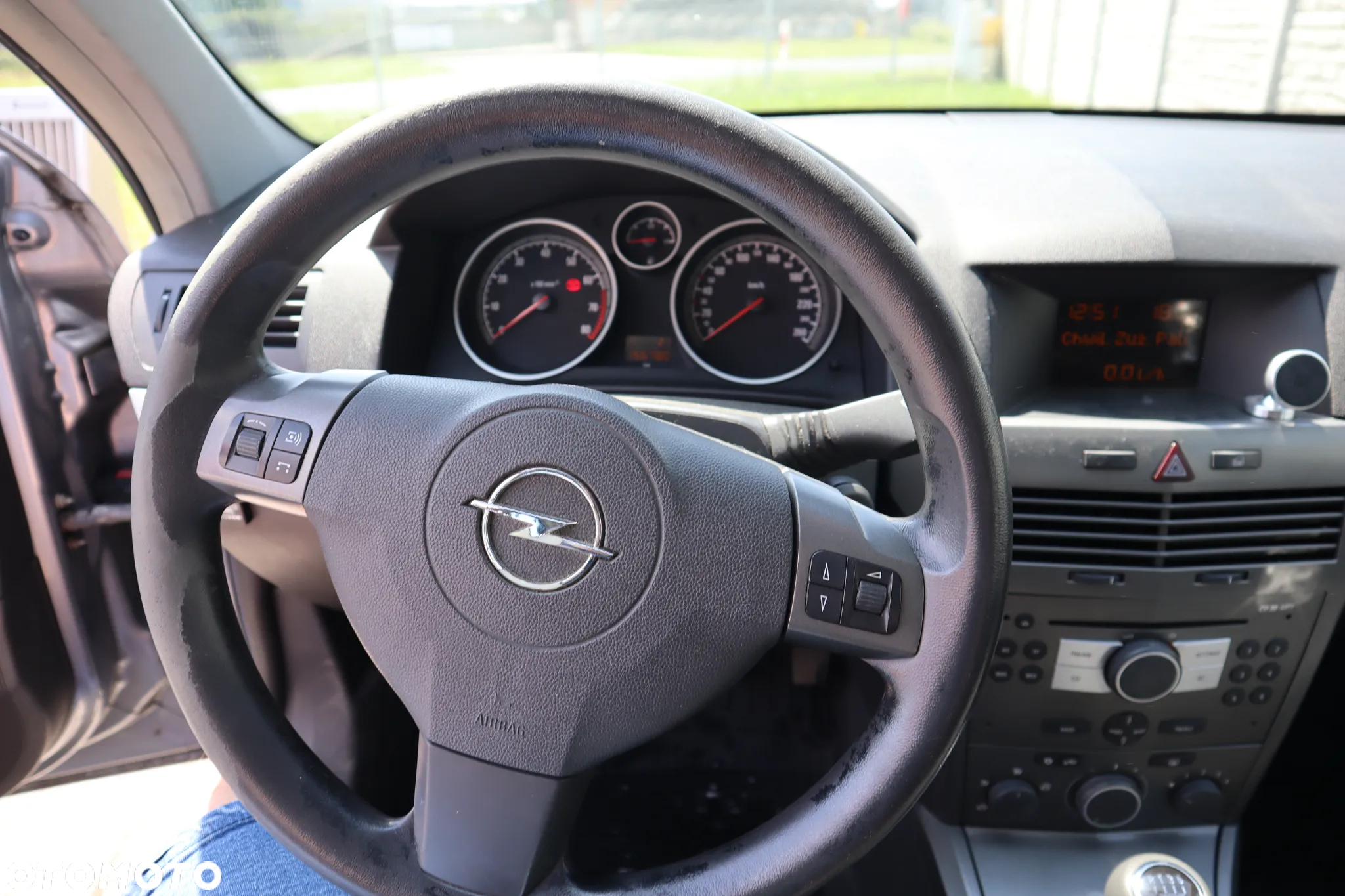 Opel Astra 1.6 - 16