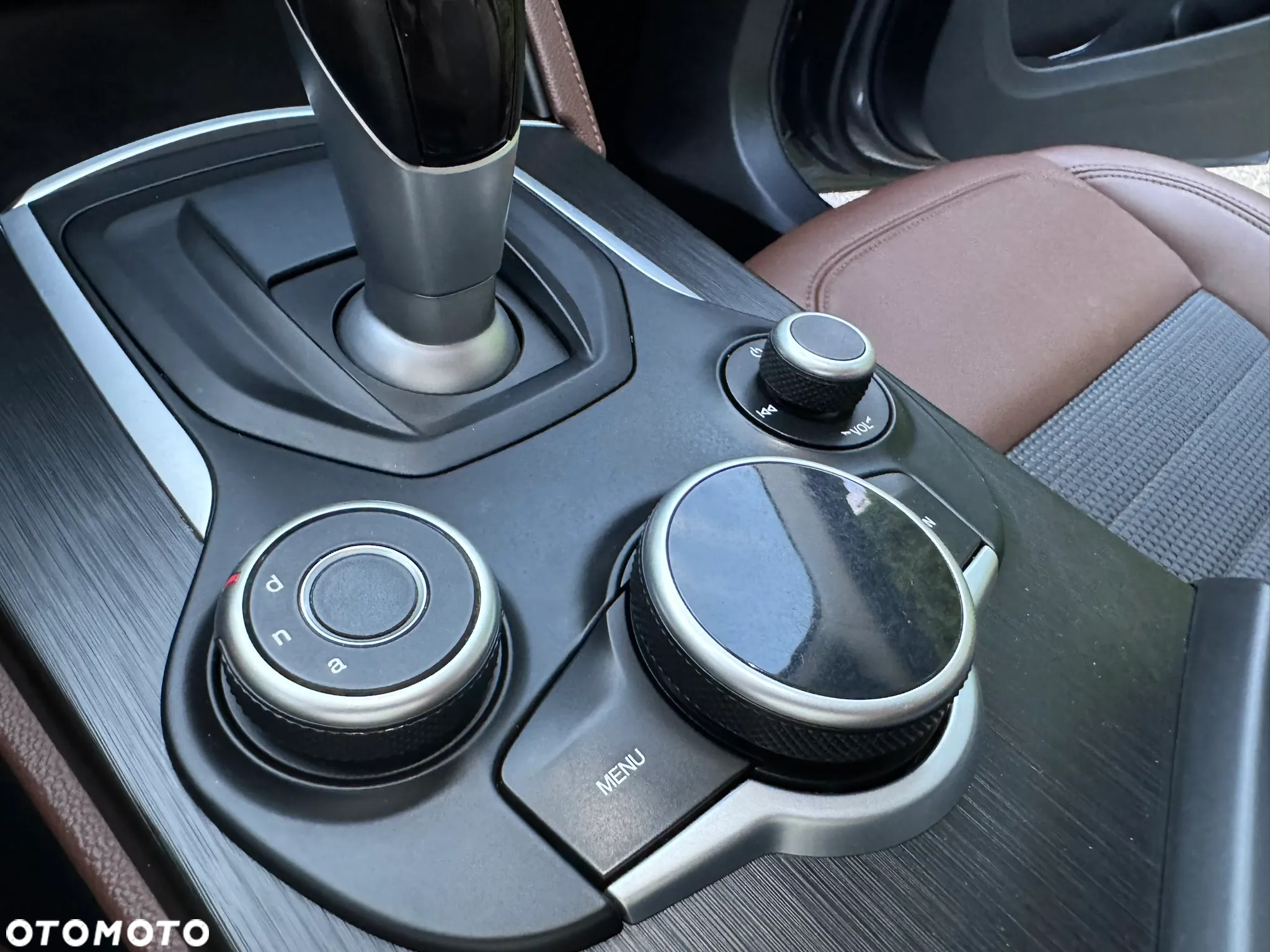 Alfa Romeo Stelvio - 26