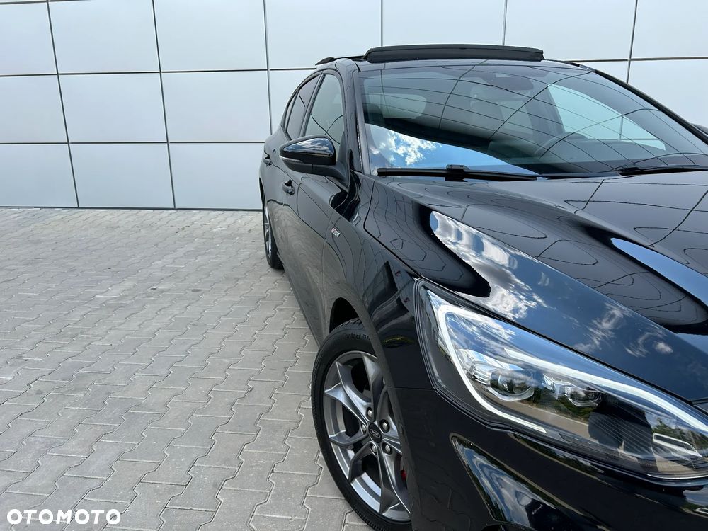 Ford Focus 1.5 EcoBlue Start-Stopp-System ST-LINE X - 6