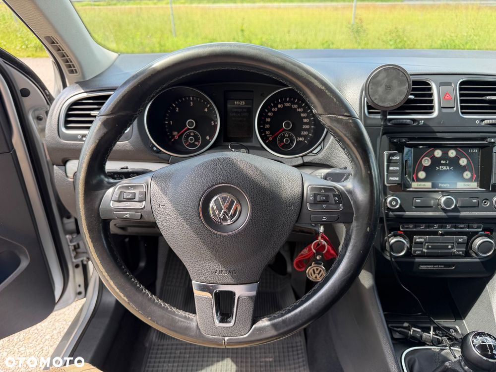 Volkswagen Golf 1.6 TDI BlueMotion Technology Comfortline - 15