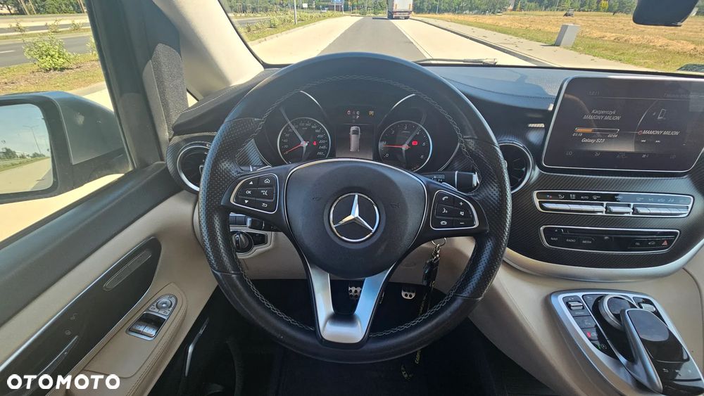 Mercedes-Benz Klasa V 300 d 4-Matic Avantgarde 9G-Tronic (d³ugi) - 7