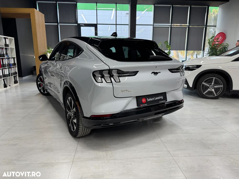 Ford Mustang Mach-E AWD Extended Range 258 kW Premium - 4