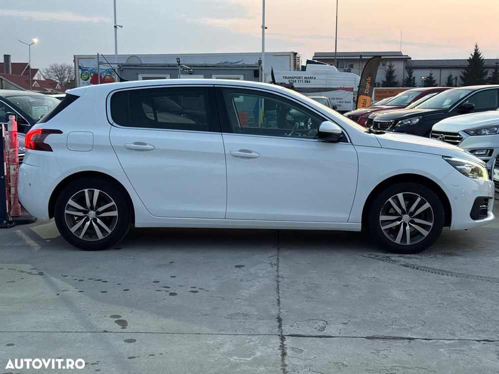 Peugeot 308 PureTech 130 GPF EAT8 Stop & Start Allure - 31