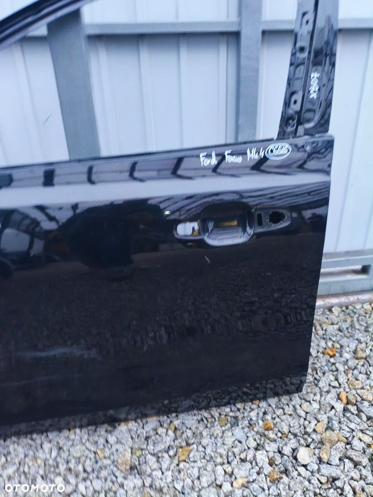FORD FOCUS MK4 DRZWI PRZEDNIE LEWE X807 - 2