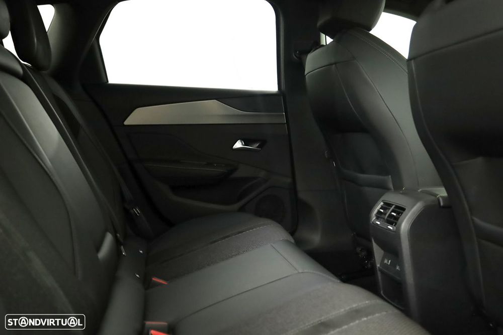 Peugeot 308 SW 1.2 PureTech GT EAT8 - 22