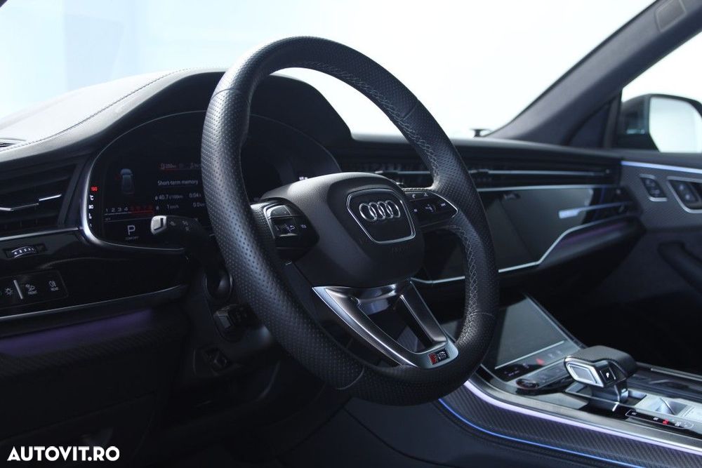 Audi RS Q8 4.0 TFSI quattro MHEV Tiptronic - 22
