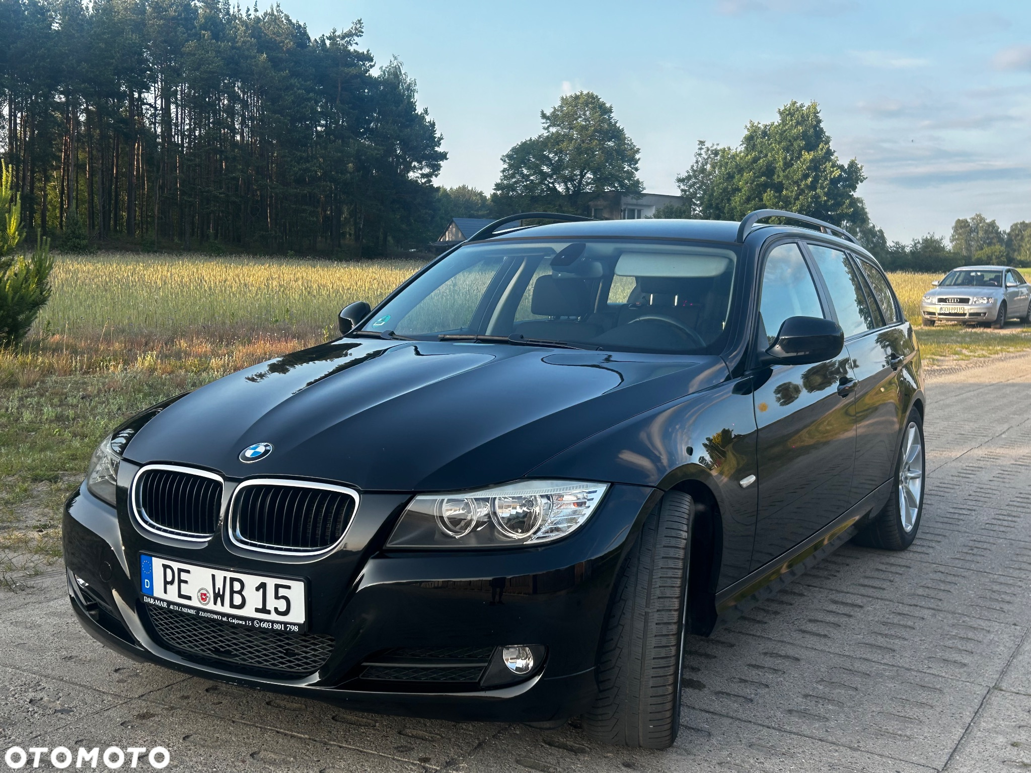 BMW Seria 3 318d Touring Luxury Line - 9