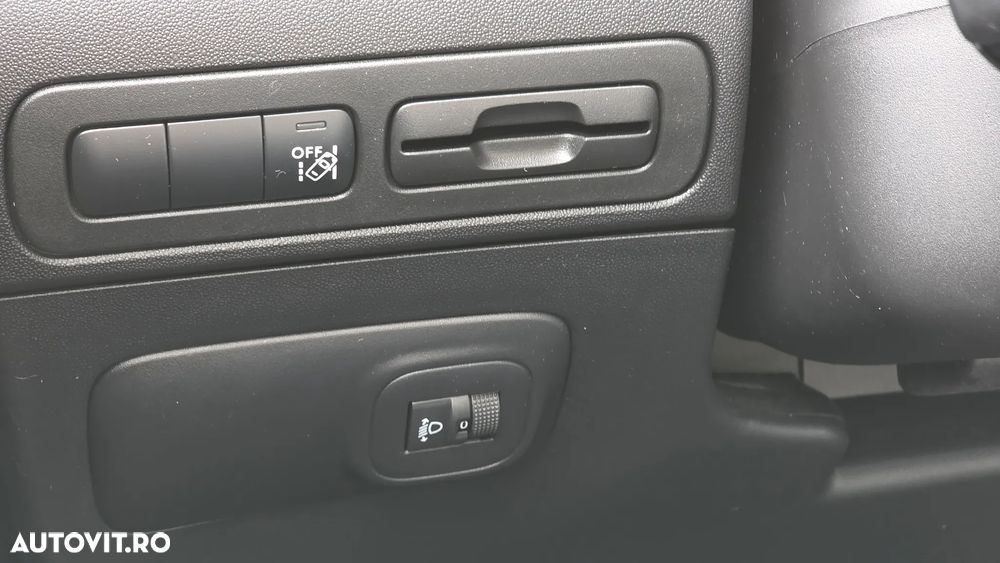 Citroën C3 AIRCROSS BlueHDI 120 Stop & Start EAT6 SHINE - 25