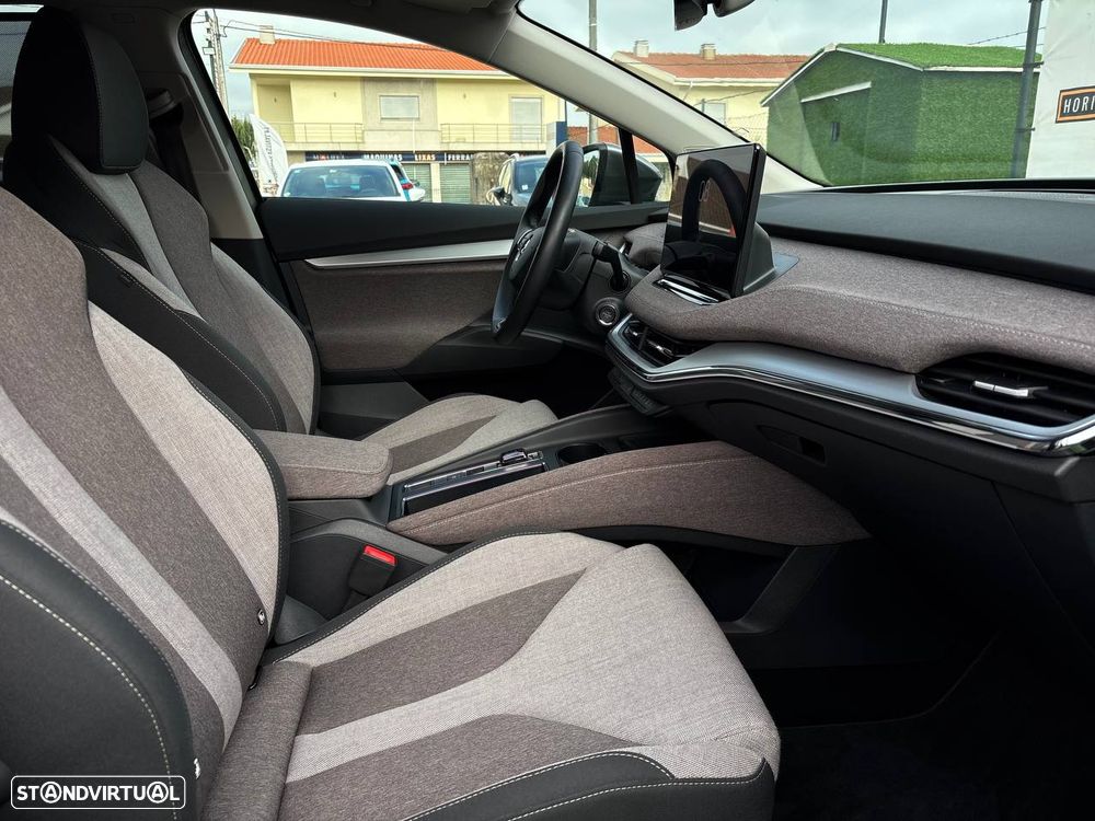 Skoda Enyaq 60 - 12