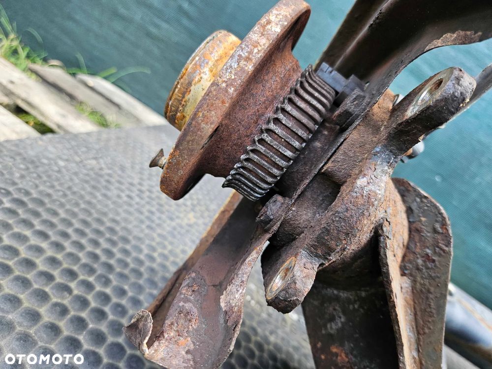 Belka Zawieszenie Oś Wózek Sanki Piasty Tyl Tylne Tylna VW Golf IV 4 Bora Audi A3 8L Seat Leon I 1 Skoda Octavia I 1 - 10