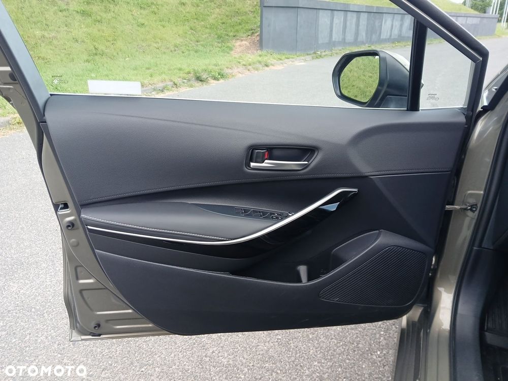 Toyota Corolla 1.8 Hybrid Executive - 40