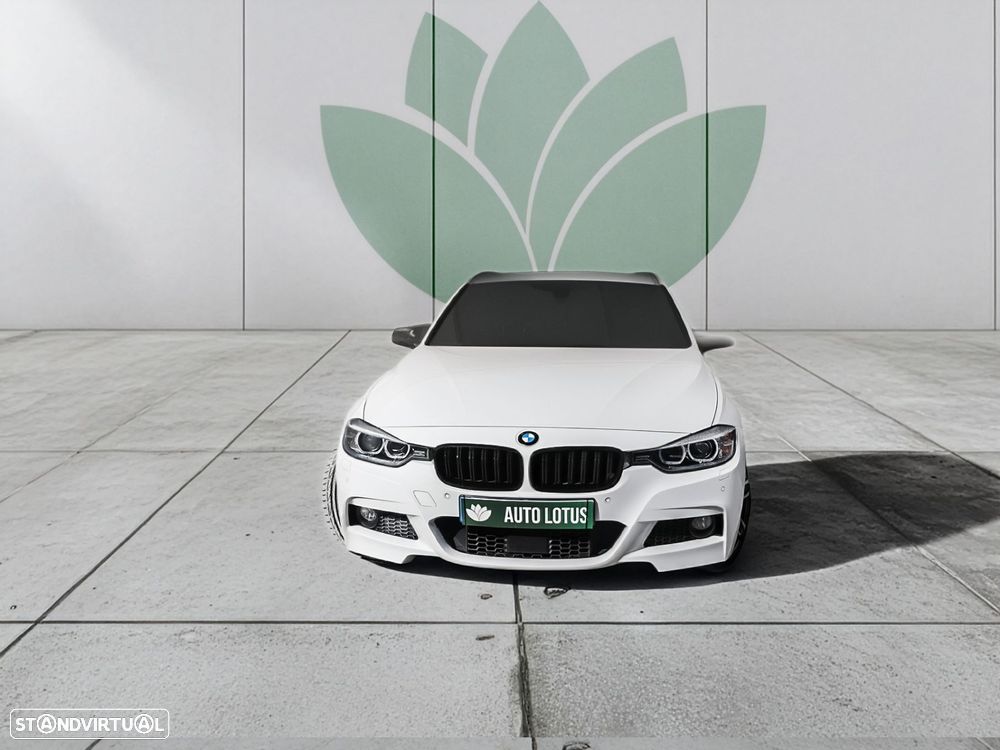 BMW 320 d Auto Pack M - 2