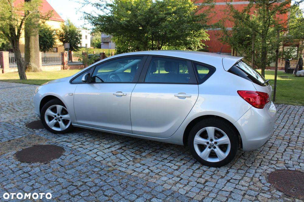 Opel Astra 1.6 Energy EU6 - 7
