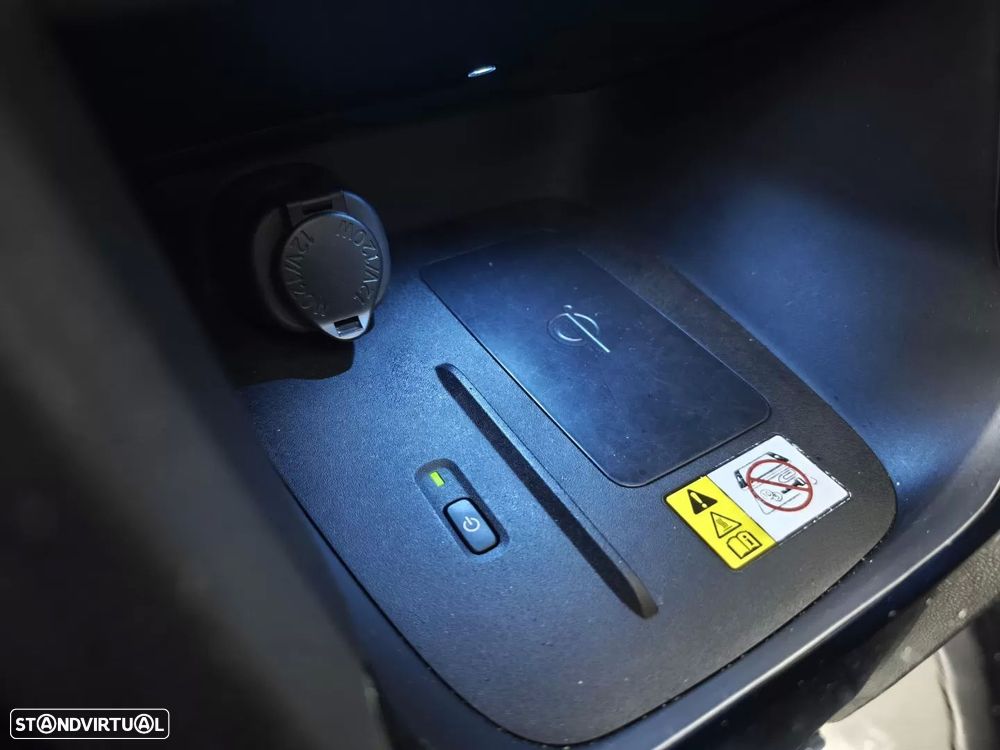 Toyota Yaris Cross 1.5 HDF Premier Edition - 42